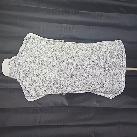 Athletic zip up vest - Picture 4 of 5